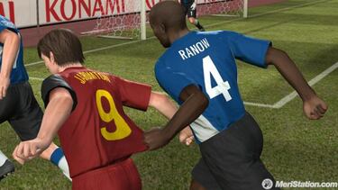 Un jugador inglés se corona como campeón de la última PESLiga