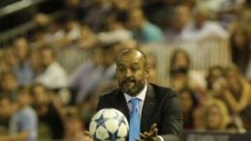 Nuno, durante el partido contra el Zenit en Mestalla.