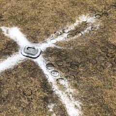 Aparece estadio a escala y una cruz en el BBVA Bancomer