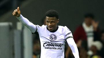 Soccer Football - Liga MX - America v Tigres UANL - Estadio Azteca, Mexico City, Mexico - March 9, 2024 America's Javairo Dilrosun celebrates scoring their first goal REUTERS/Raquel Cunha