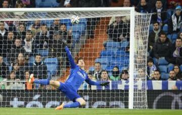 Courtois no puede hacer nada en el 1-0.