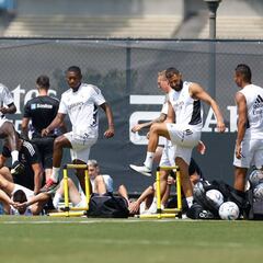 Dos batallas por dos puestos