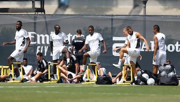 25/07/22 ENTRENAMIENTO REAL MADRID  RUDIGER MENDY ALABA BENZEMA CASEMIRO GRUPO 