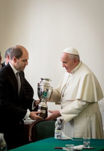 Papa Francisco recibió a Sergio Jadue