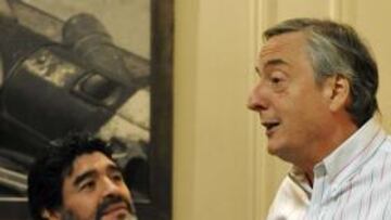 Maradona: "Mi prioridad fue, es y será la selección argentina"