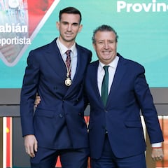 El Betis y Fabián se cruzan piropos