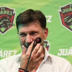 Mexicanos y argentinos coparán banquillos del Apertura 2022