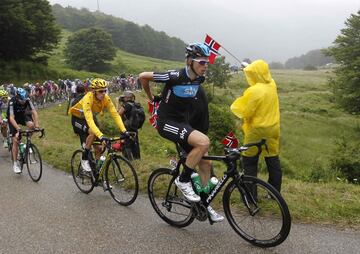 Chris Froome se dio a conocer al gran público en esta edición de la ronda gala. Su gran despliegue en la montaña ayudó a que su jefe de filas, Bradley Wiggins, ganase su primer y único Tour de Francia.