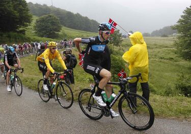 Chris Froome se dio a conocer al gran público en esta edición de la ronda gala. Su gran despliegue en la montaña ayudó a que su jefe de filas, Bradley Wiggins, ganase su primer y único Tour de Francia.