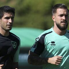 Héctor Hernández, entre algodones, duda para Santander