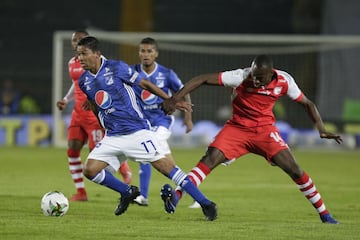 Millonarios e Independiente Santa Fe jugaron en el estadio El Campín por la décima jornada de la Liga Águila.