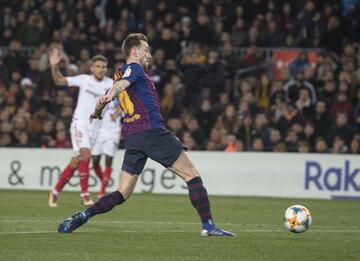 2-0. Ivan Rakitic marcÃ³ el segundo gol.