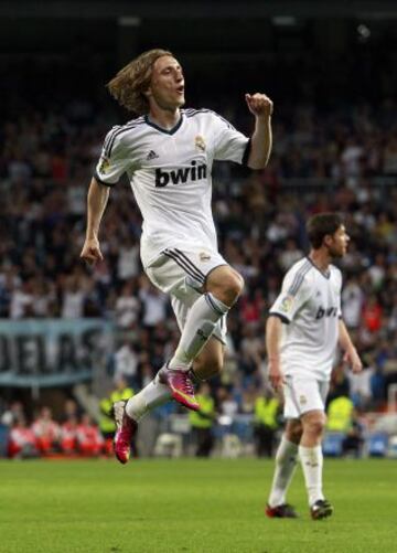 5-2. Modric celebra el quinto gol.