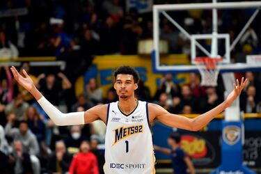 El nuevo récord de Wembanyama: su carta digital se vende por más de 110 mil dólares