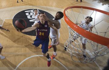 Kyle Kuric y Trey Tompkins.