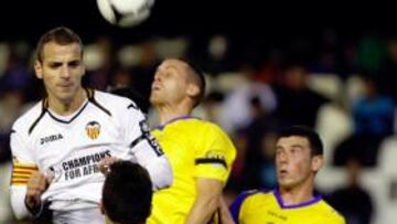 El Valencia no da opción a un combativo Cádiz