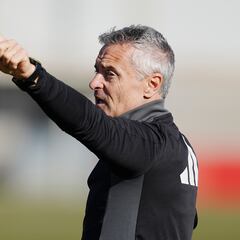 Fran Escribá: “Es injusto que, por una protesta, pongan dos partidos a Stoichkov”