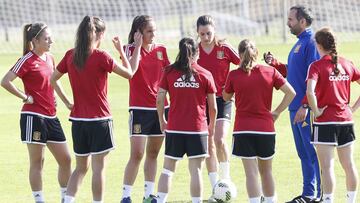 España busca sellar su pase a cuartos de final ante Nigeria