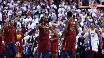 El &lsquo;Rey&rsquo; anot&oacute; 26 puntos, incluyendo la canasta que mand&oacute; el partido a la pr&oacute;rroga para liderar a Cleveland a la victoria 113-112 en Toronto.