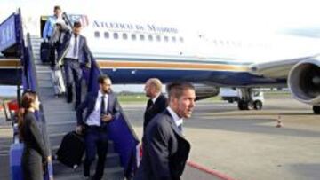 El Atlético, a su llegada a Barcelona.