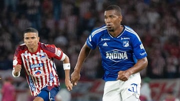 Danovis Banguero y José Enamorado durante el partido de ida de la Superliga BetPlay entre Junior y Millonarios.