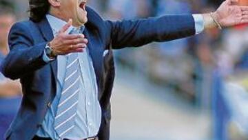 <b>PROBLEMAS. </b>El Osasuna B de Enrique Martín no termina de arrancar esta temporada.