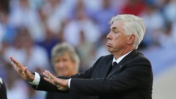 Soccer Football - LaLiga - Real Madrid v Real Betis - Santiago Bernabeu, Madrid, Spain - September 3, 2022 Real Madrid coach Carlo Ancelotti reacts REUTERS/Isabel Infantes