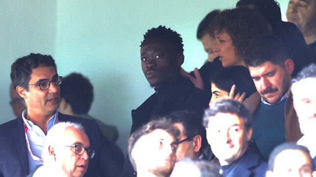 Oficial: Akor Adams, hasta 2029