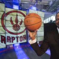 Ujiri: "¿Cómo ganar a los Warriors? Rezando a Dios"