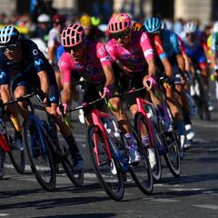 Rigo: “Estamos en París, terminamos el Tour y eso es bonito”