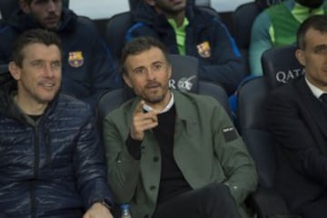 Luis Enrique charla con Unzué. 