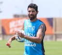 La nueva aventura del Loco Abreu toma forma