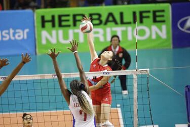 Perú derrotó a Cuba y clasificó invicto a las semifinales