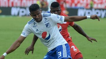Millonarios protesta por el arbitraje de América.