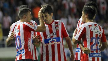 Jugadores del Junior celebrando un gol de Sebastián Hernández por Liga Águila I-2019.