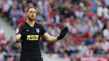 Oblak, durante un partido con el Atl&eacute;tico.