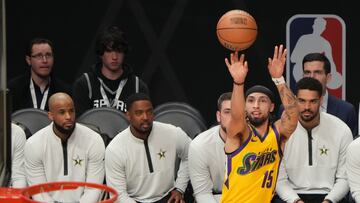 Salt Lake City (United States), 18/02/2023.- Team Pau's Jose Alvarado shoots the ball against Team Deron during the Jordan Rising Stars mini-tournament at NBA All-Star 2023 at Vivint Arena, in Salt Lake City, Utah, USA, 17 February 2023. (Baloncesto, Jordania, Estados Unidos) EFE/EPA/GEORGE FREY SHUTTERSTOCK OUT
