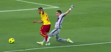 ¿Merecía Saldívar la roja en el penal a Rocha?
