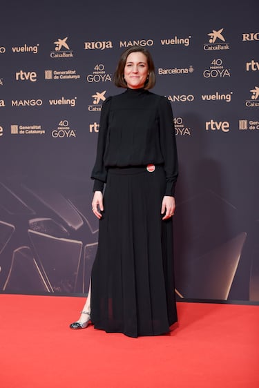 La directora y guionista Carla Simón posa en la alfombra roja de la 40º edición de los Premios Goya.