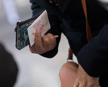 El hombre que fue obligado a compartir 50.250 euros de la Lotería de Navidad: había una firma en el reverso