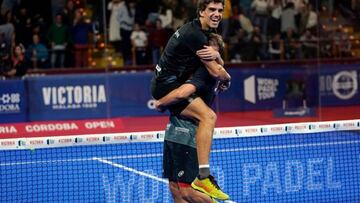 Paquito Navarro y Juan Lebrón conquistan el mando mundial