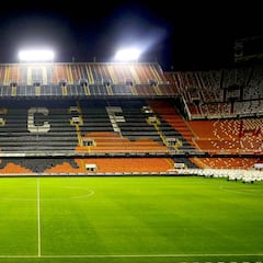 El fútbol cierra las puertas a 1,5 millones de aficionados