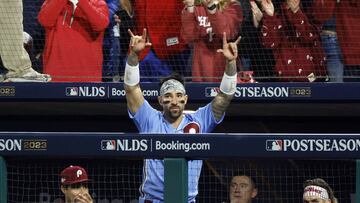 Philadelphia (United States), 13/10/2023.- Philadelphia Phillies right fielder Nick Castellanos celebrates after he hit a second home run during the sixth inning of game four of the Major League Baseball (MLB) American or National League Division Series playoffs between the Atlanta Braves and Philadelphia Phillies at Citizens Bank Park ballpark in Philadelphia, Pennsylvania, USA, 12 October 2023. The Division Series is the best-of-five games. (Filadelfia) EFE/EPA/JUSTIN LANE
