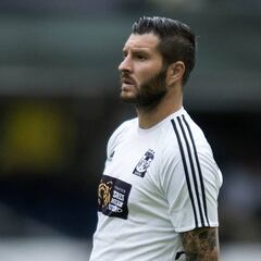 André-Pierre Gignac vive la banca por primera vez con Tigres