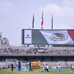 Jugadores de Pumas saltarán a la cancha acompañados de perros