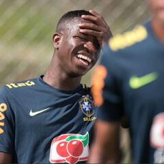 Vinicius y el Sudamericano: se ve allí, pero no tiene permiso...