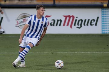 Debut: Real Sociedad-Real Madrid
Día del debut: 20/09/20
Edad del debut: 19 años y 6 meses 