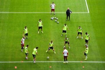 Entrenamiento de la Selección Española en Fonte Nova