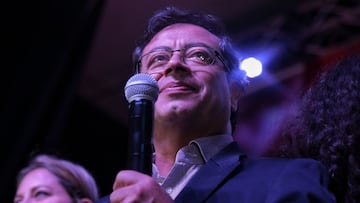 Gustavo Petro, senador.