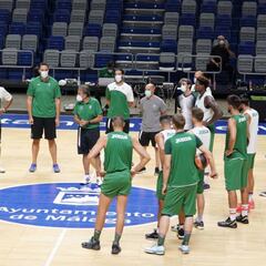 El Joventut-Unicaja se aplaza hasta el lunes por un positivo en el equipo malagueño